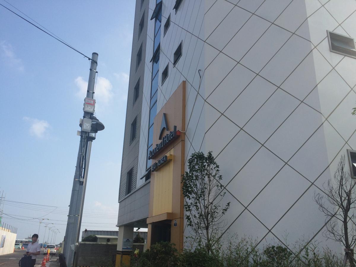 Dream Jeju Hotel Сеогвипо Екстериор снимка