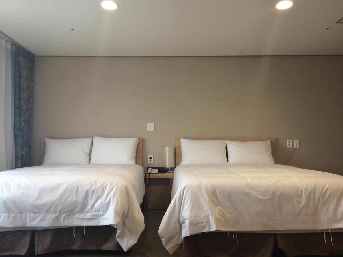 Dream Jeju Hotel Сеогвипо Екстериор снимка