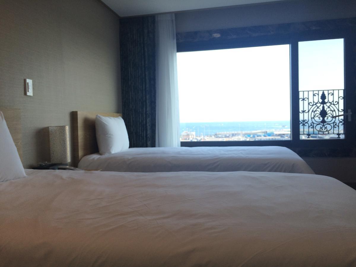Dream Jeju Hotel Сеогвипо Екстериор снимка